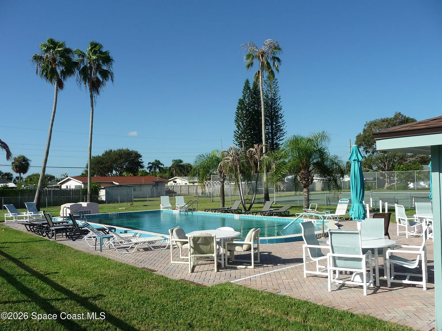 2 bed, 2.0 bath, 1167 sqft, $2,200 — Photo 2