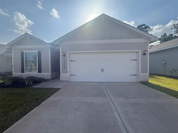 15415 Maple Terrace Dr, Conroe, TX 77303