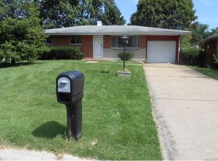 1235 Senate Dr, Saint Louis, MO 63138