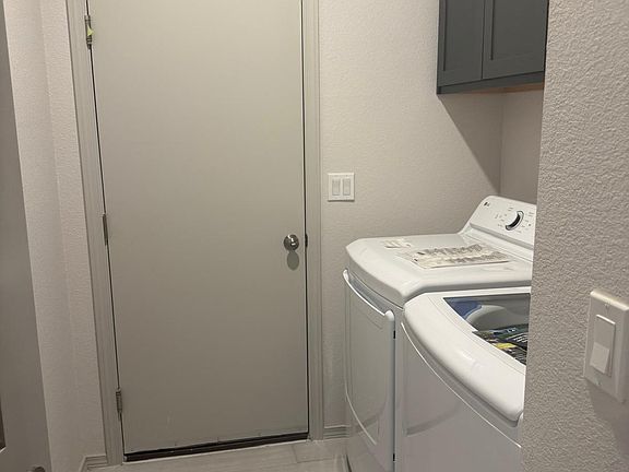 5th image of 13961 Summer View Ave