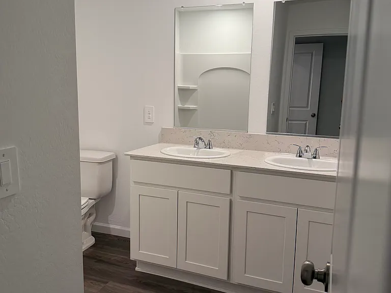 11221 W San Juan Cir — Photo 13