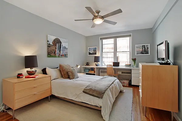 Sold by Corcoran | media 4