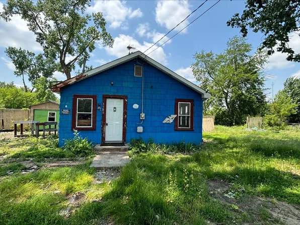 1580 Naomi Ave, Adrian, MI 49221