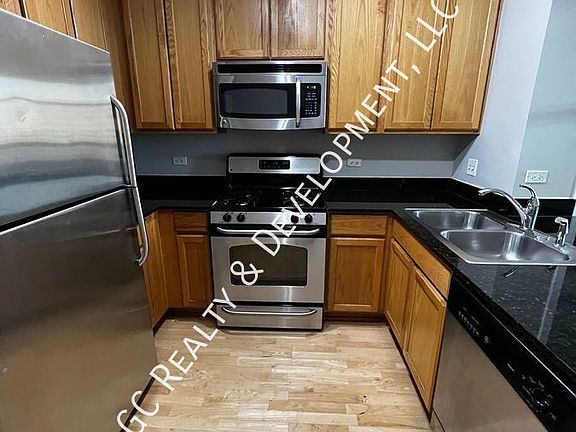 4th image of 1255 S State St Unit 1715