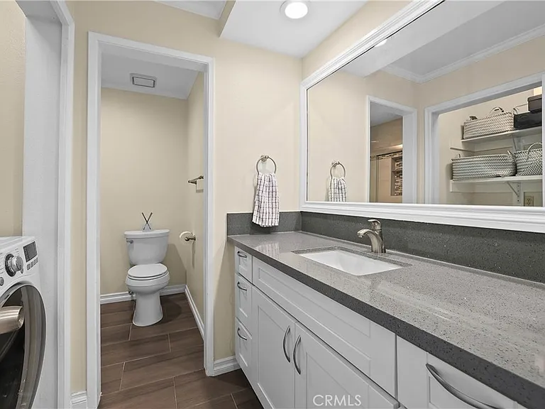 285 S Sierra Madre Blvd #D — Photo 10
