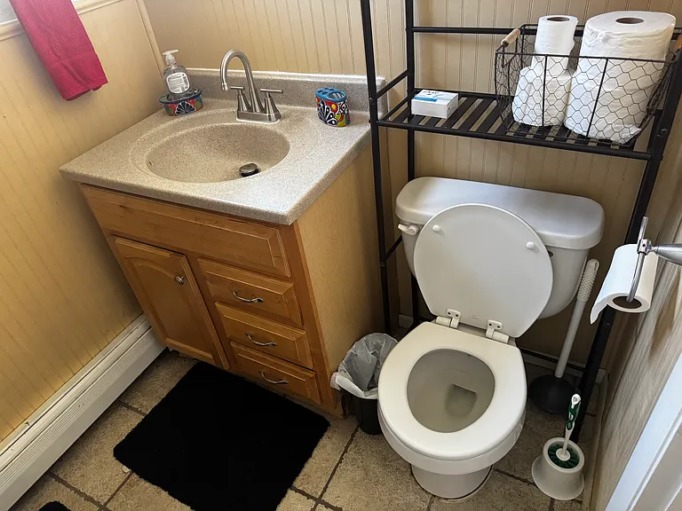 909 N Butler Ave #1 — Photo 9