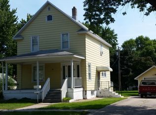 605 S 4th St, Milbank, SD 57252