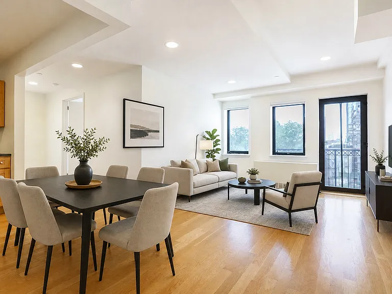 3110 23rd St #3G — Photo 2