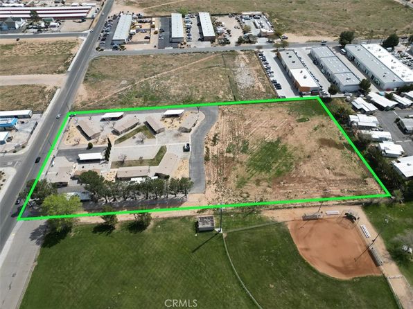 21905 Powhatan Rd, Apple Valley, CA 92308