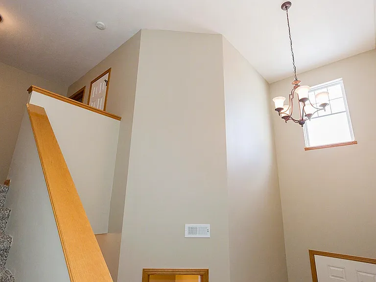 6910 Milan Dr — Photo 13