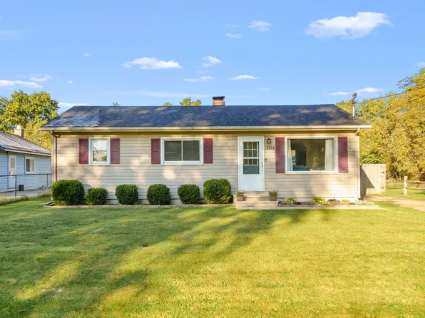 1214 Foster Ave, Kalamazoo, MI 49048