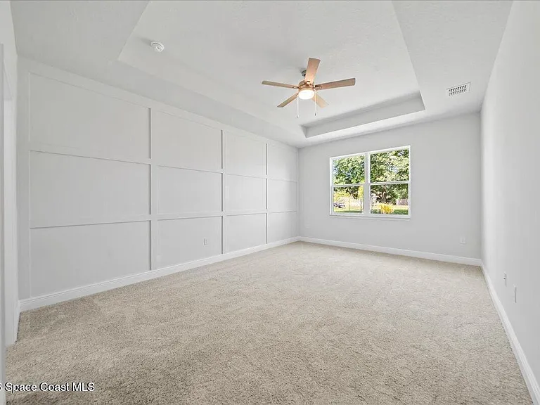 407 Cellini Ave NE — Photo 12