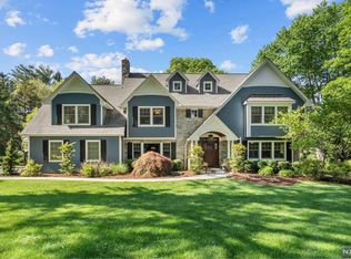 1 Riverview Ln, Ho Ho Kus, NJ 07423