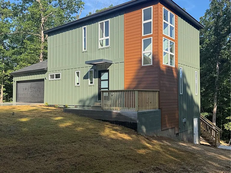 54 Rountree Dr — Photo 2
