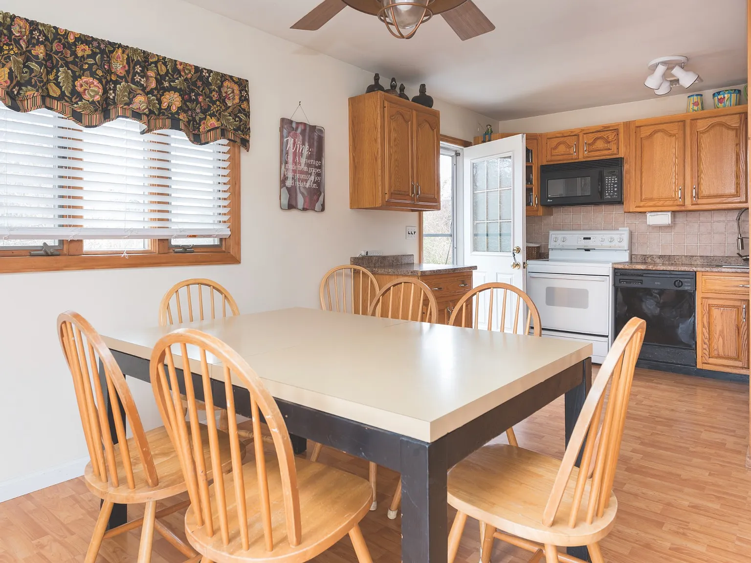 Ditch Plains, Montauk Rental — Photo 4