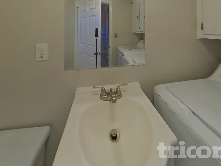1338 Mears Dr — Photo 10