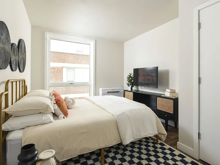 2 Bedroom