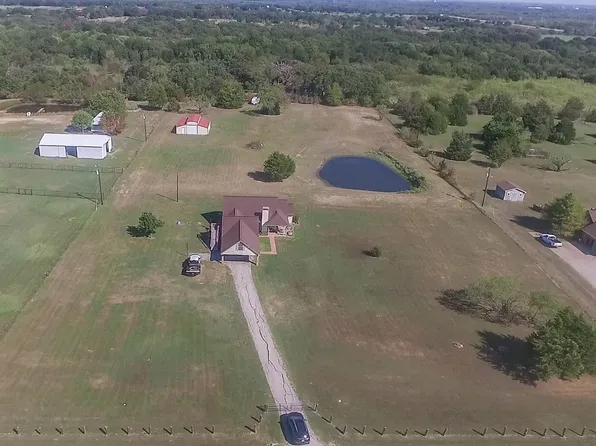 5604 Cedar Creek Dr, Kemp, TX 75143