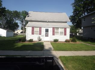 511 N 3rd St, Rochelle, IL 61068