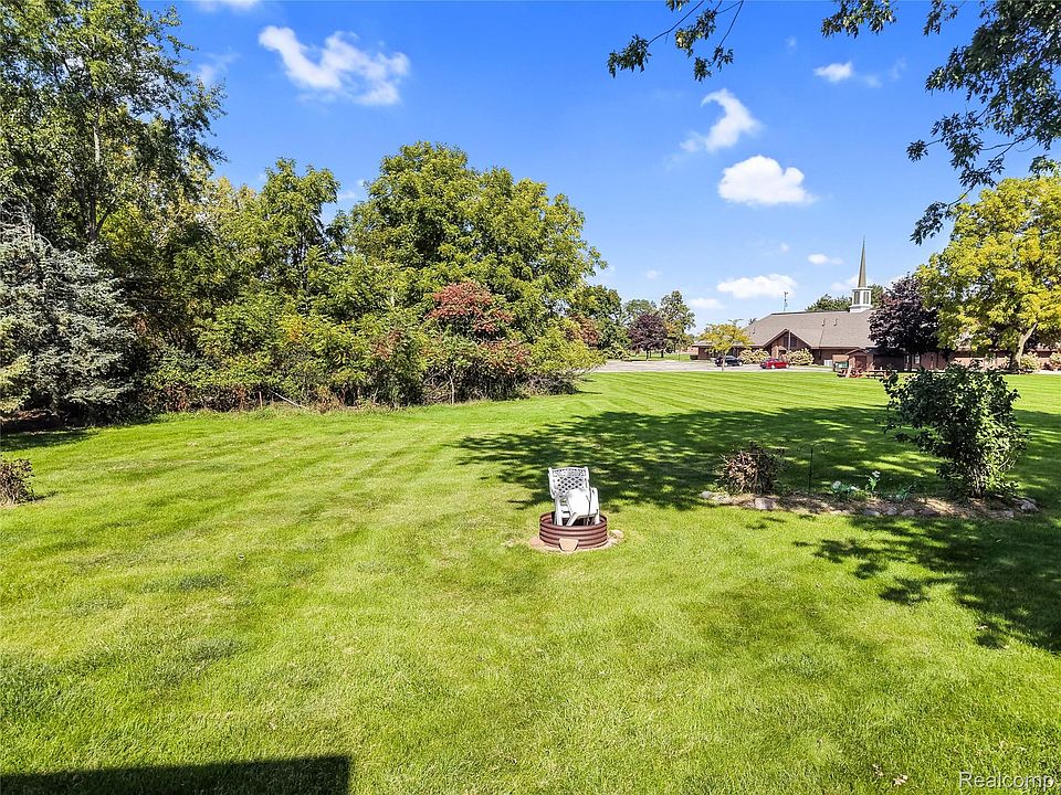 310 Browning Dr, photo 27