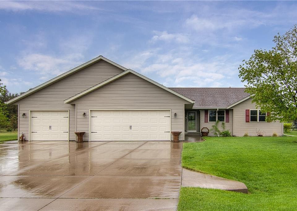 3922 112th Street, Chippewa Falls, WI 54729 Zillow