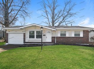 2404 Burchard Dr, Saint Louis, MO