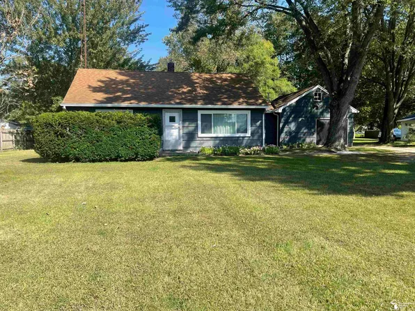 2196 Smith Rd, Temperance, MI 48182