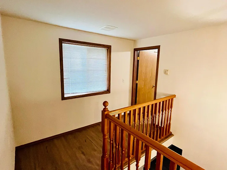 17210 NE 27th Way — Photo 16