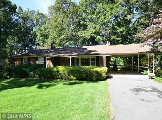 17812 Caddy Dr, Rockville, MD 20855