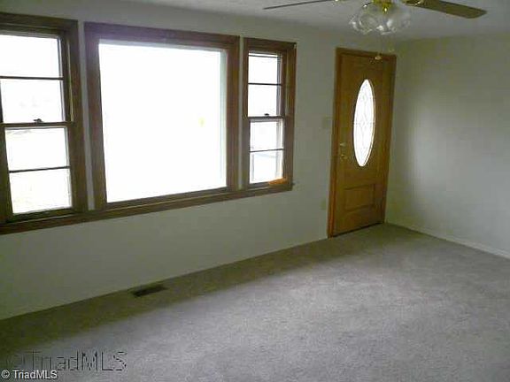 4th image of 231 7th St