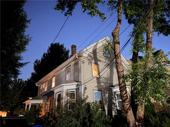 217 4th St, Providence, RI 02906