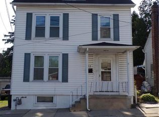 23 N Main St, Nazareth, PA 18064