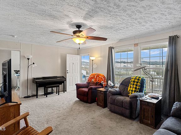 5th image of 721 Old Midway Rd