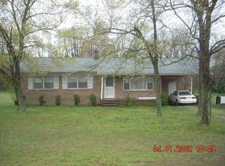 107 Robin Ln, Graham, NC 27253