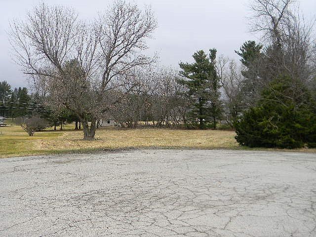 2nd image of 7164 Lakecrest Ct