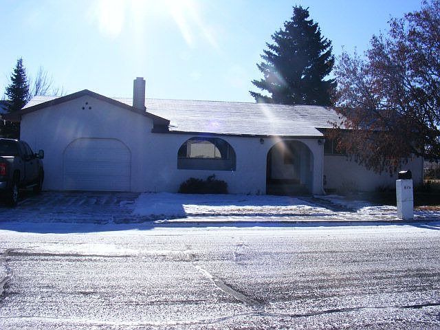 1st image of 575 Angela Dr