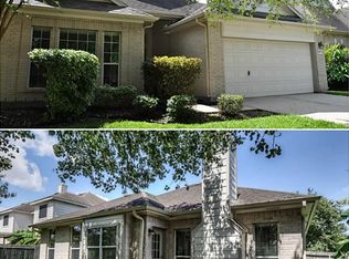 1615 Pebble Banks Ln, Seabrook, TX 77586