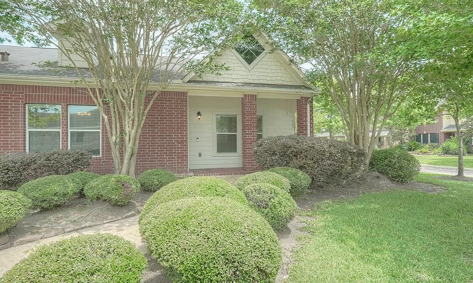 1st image of 1602 Royal Chase Dr