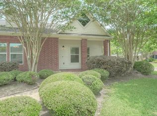 1602 Royal Chase Dr, Houston, TX 77047