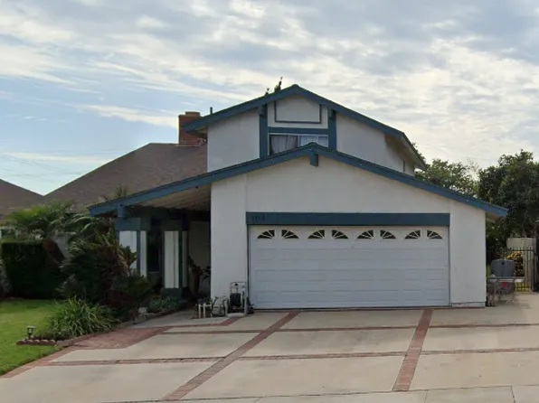 3130 S Manitoba Dr, Santa Ana, CA 92704