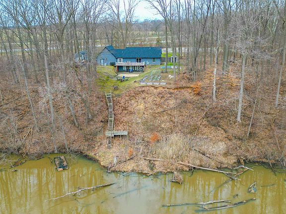 2nd image of 1301 Riverside Rd