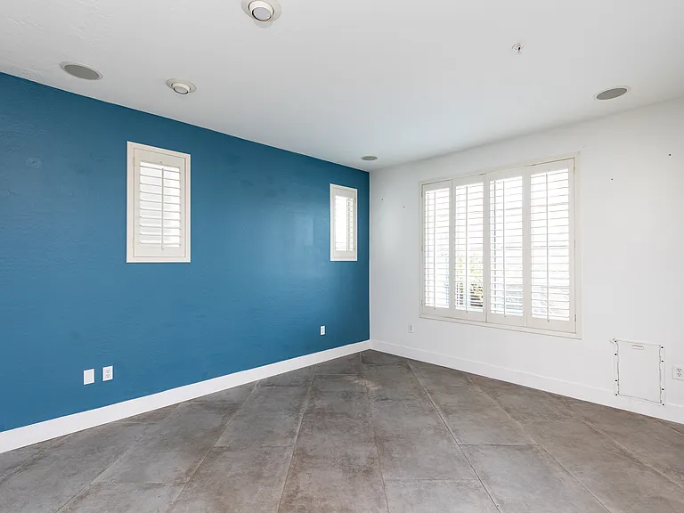 615 E Portland St #177 — Photo 12