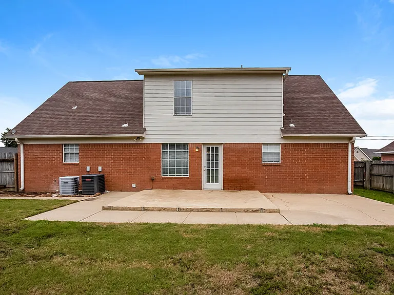 6853 Ranch Ridge Cv E — Photo 17