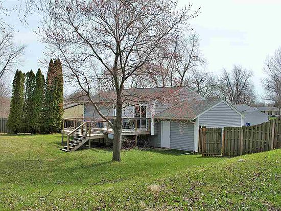 4th image of 4120 Cresthill Dr