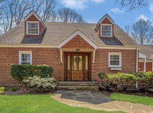 236 Sheep Pasture Rd, East Setauket, NY 11733