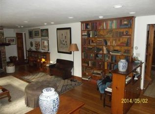 49 Ring Rd, Plympton, MA 02367