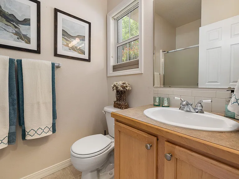 350 W Reese St — Photo 16