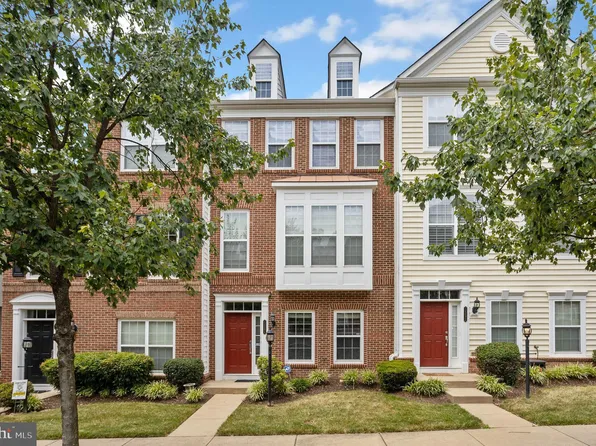 14694 Crossfield Way, Woodbridge, VA 22191