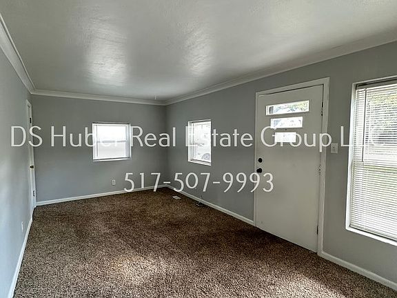4th image of 305 E Everettdale Ave