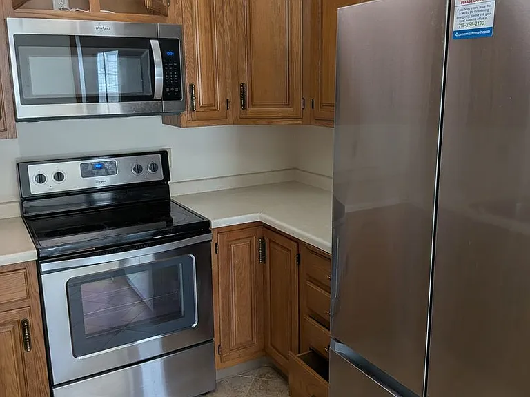 1408 Strongs Ave — Photo 13